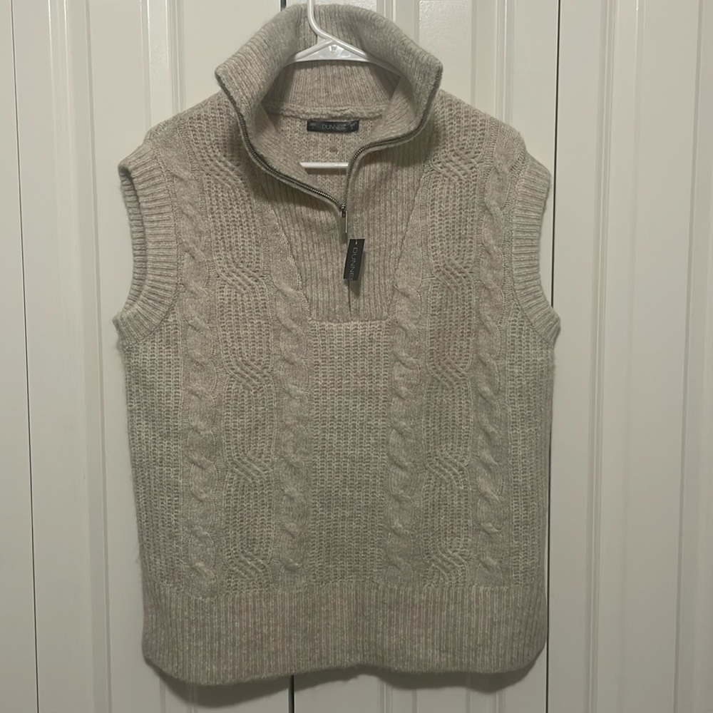 Dunnes Sweater Vest NWT